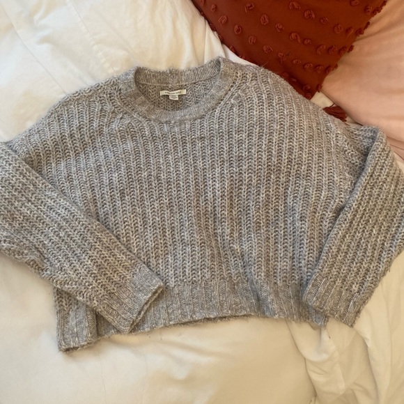 2 american eagle sweaters - Picture 4 of 6